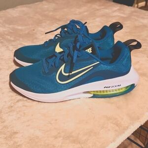 Kids Nike Air Zoom Arcadia 2